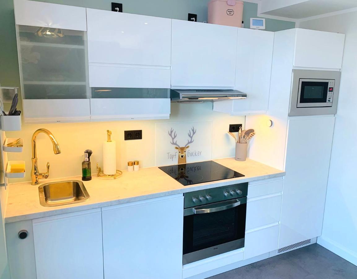 Besotel Mettmann-Schicke Fewo Oder Apartments Naehe Golfplatz Gruiten Und Neandertal Mit Glasfaser Wlan Und Parkplatz-Viele Schlafzimmer Mit Bad En Suite Dış mekan fotoğraf